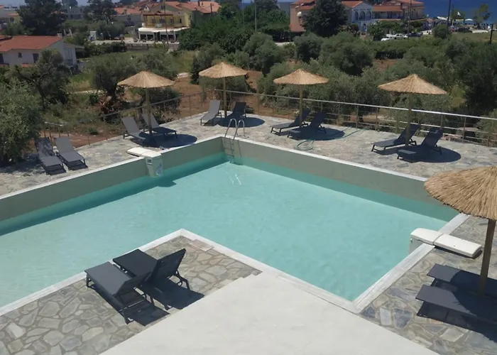 Rachoni Amazing And Maisonettes 3*