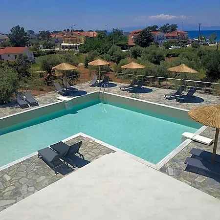 Hotel Rachoni Amazing And Maisonettes