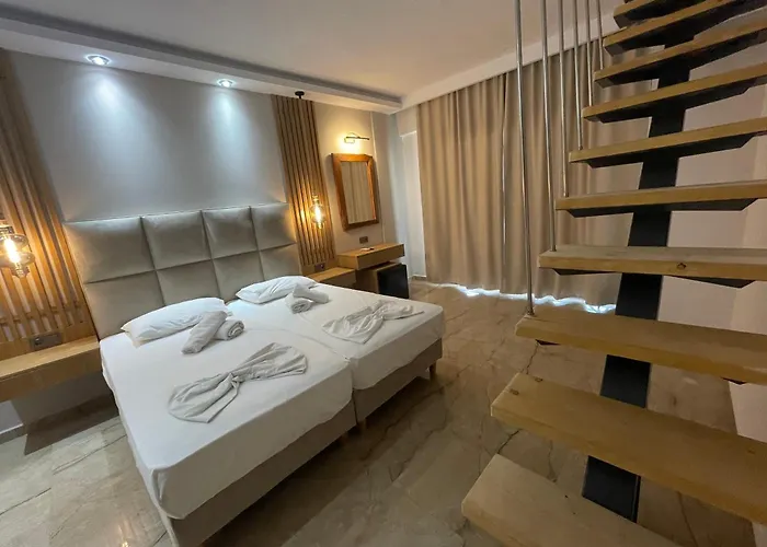 Rachoni Amazing And Maisonettes 3*